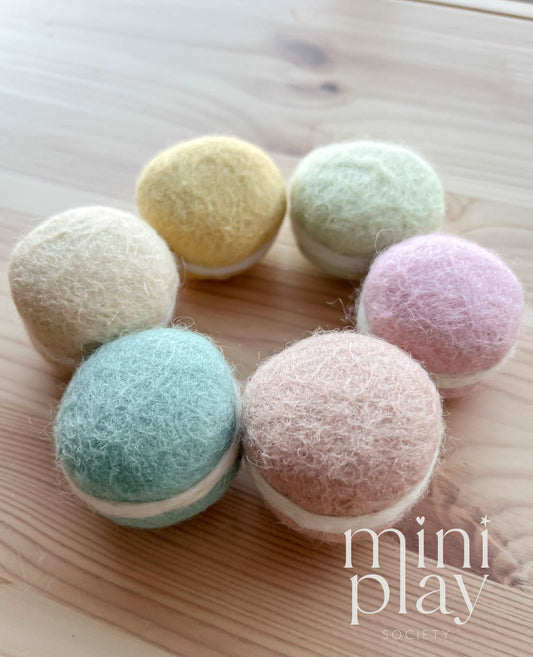 Pastel Macarons